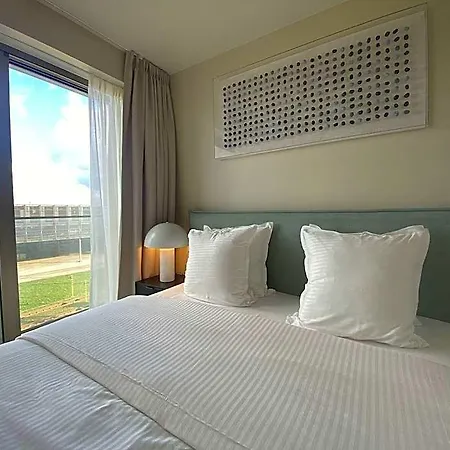 Modern In With Terrace Hotel
